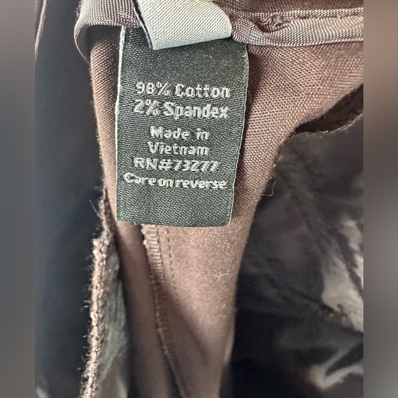 Apt. 9 Women's Brown Shorts Mid Rise Size 16 New - Picture 6 of 9